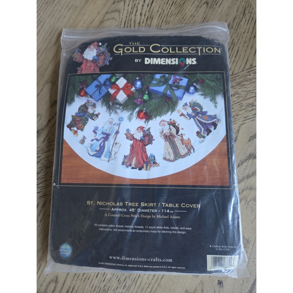 Dimensions Gold Christmas Tree Skirt Counted Cross Stitch Kit St Nicholas 8692